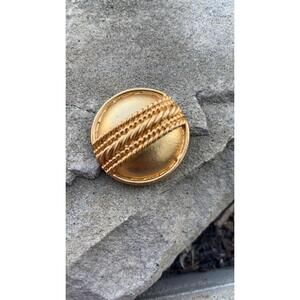 Vintage 80’s Gold Tone Round Circular Metal Brooch Pin Vintage Jewelry